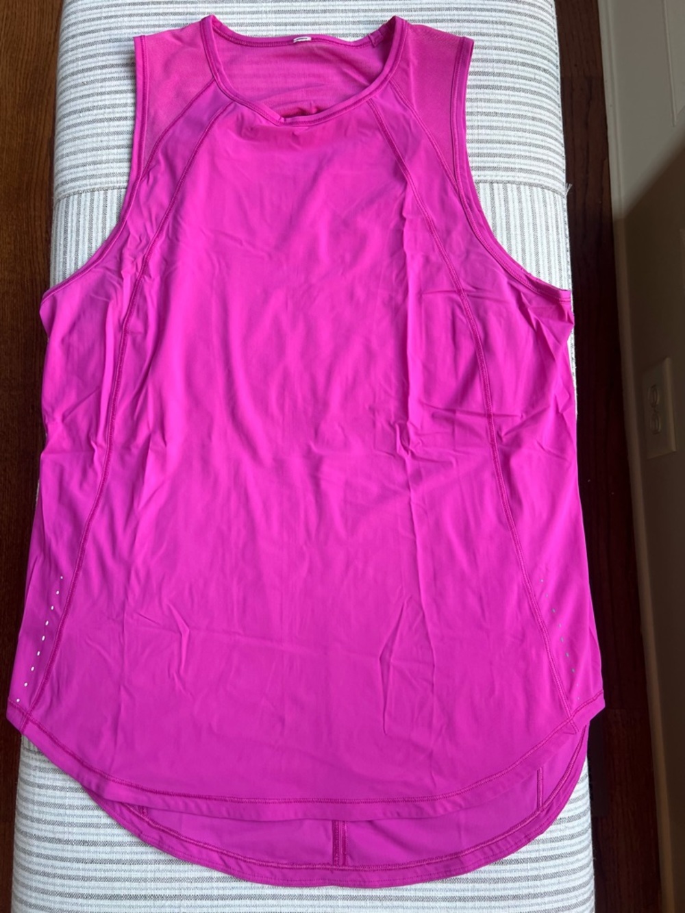 lululemon Sculpt Tank Top Back Vent - Picture 1 of 3